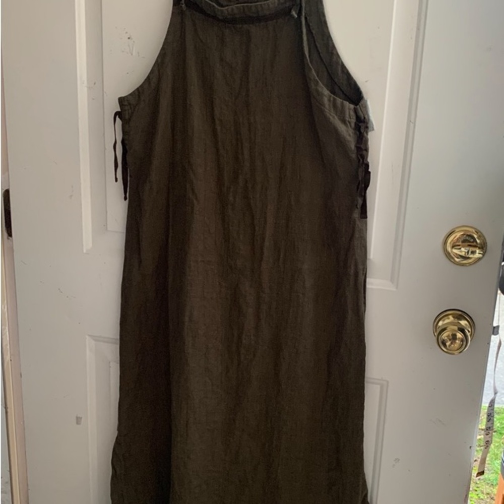 Mishi 100% Linen Elegant Olive Green Sleeveless Dress